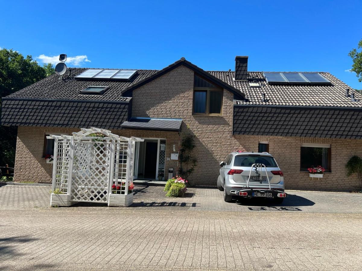 Guest house Gaestehaus Zum Buchenweg Hasenfeld